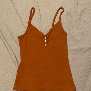 Maroon  button tank top, small